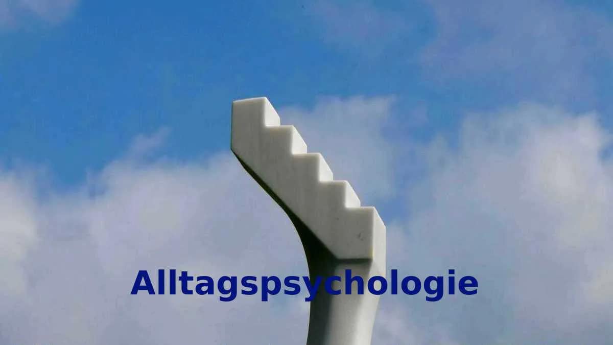 Alltagspsychologie · AVENTIN.de · Himmel Treppe Kunst Wolken Blau